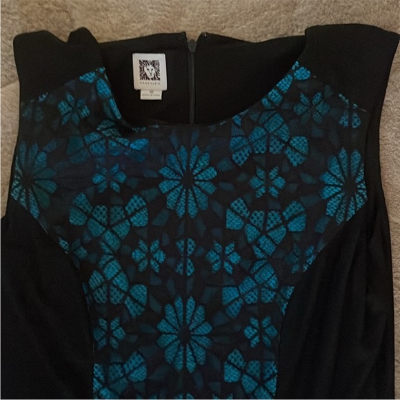 Anne Klein black dress with black flowered lace over green size 10 - Picture 3 of 6